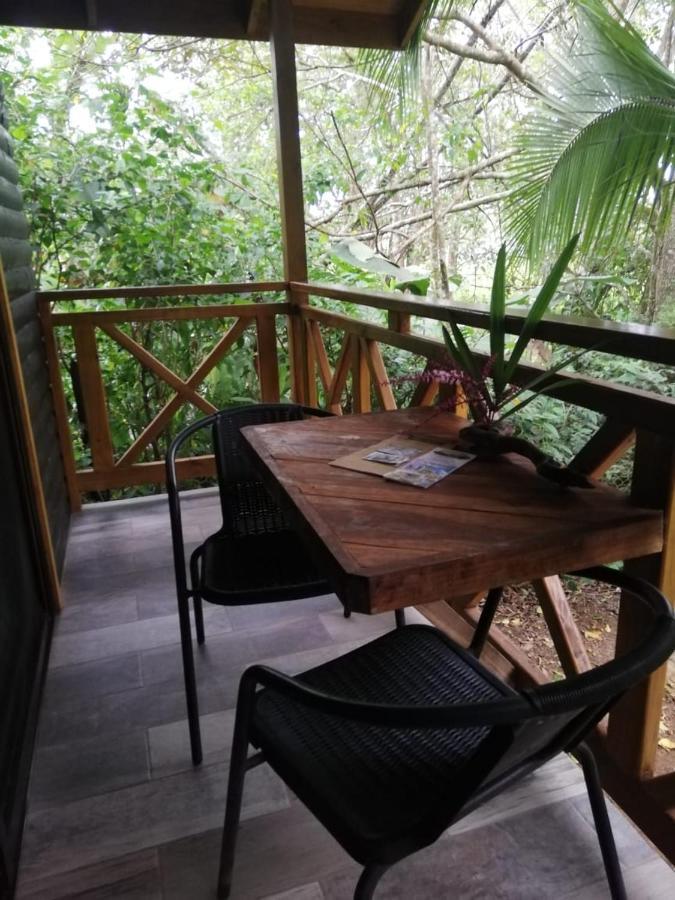 Casa El Colibri Bed and Breakfast Parrita Εξωτερικό φωτογραφία